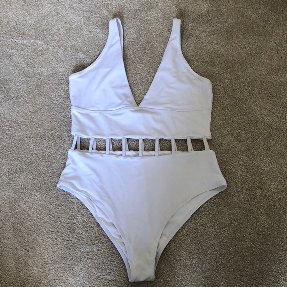 Cupshe white one piece Clearance